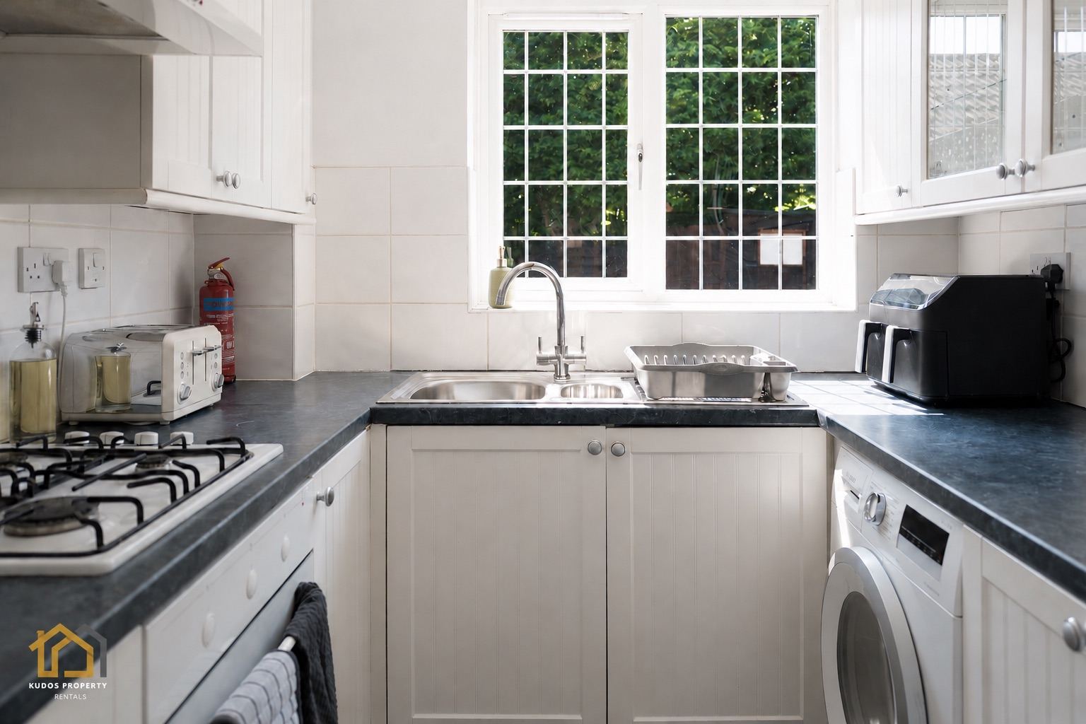 Gateway House, Dartford — kitchen