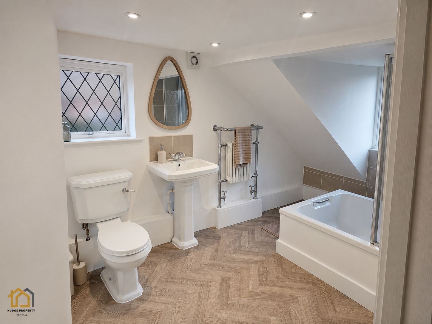 15th Century Period Cottage, Birchington-on-Sea — bathroom